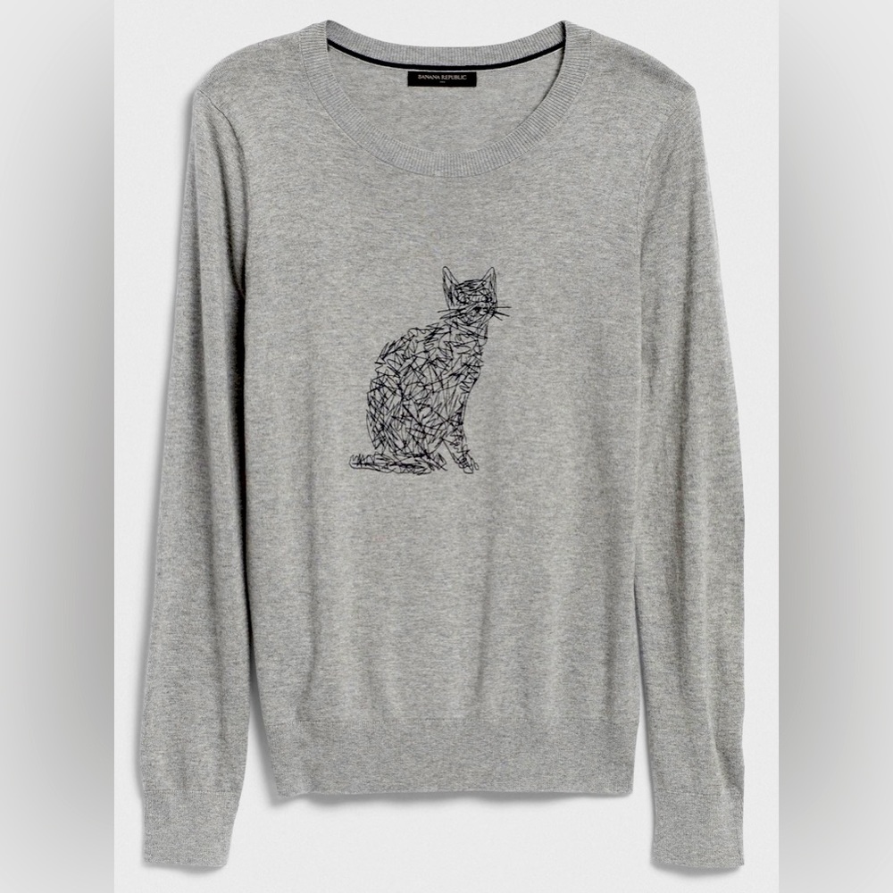Banana Republic light gray sweater with embroidered cat detail. Size XS